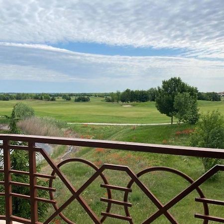 Lighthouse Golf Resort Private Apartment Sunrise Baltjik Exteriör bild